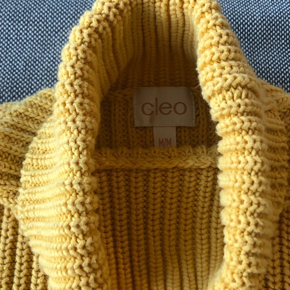 (283) Yellow Knit Turtleneck - Picture 3 of 6